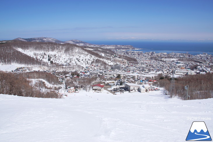 小樽天狗山ロープウェイスキー場 積雪たっぷり！絶景春スキー☆